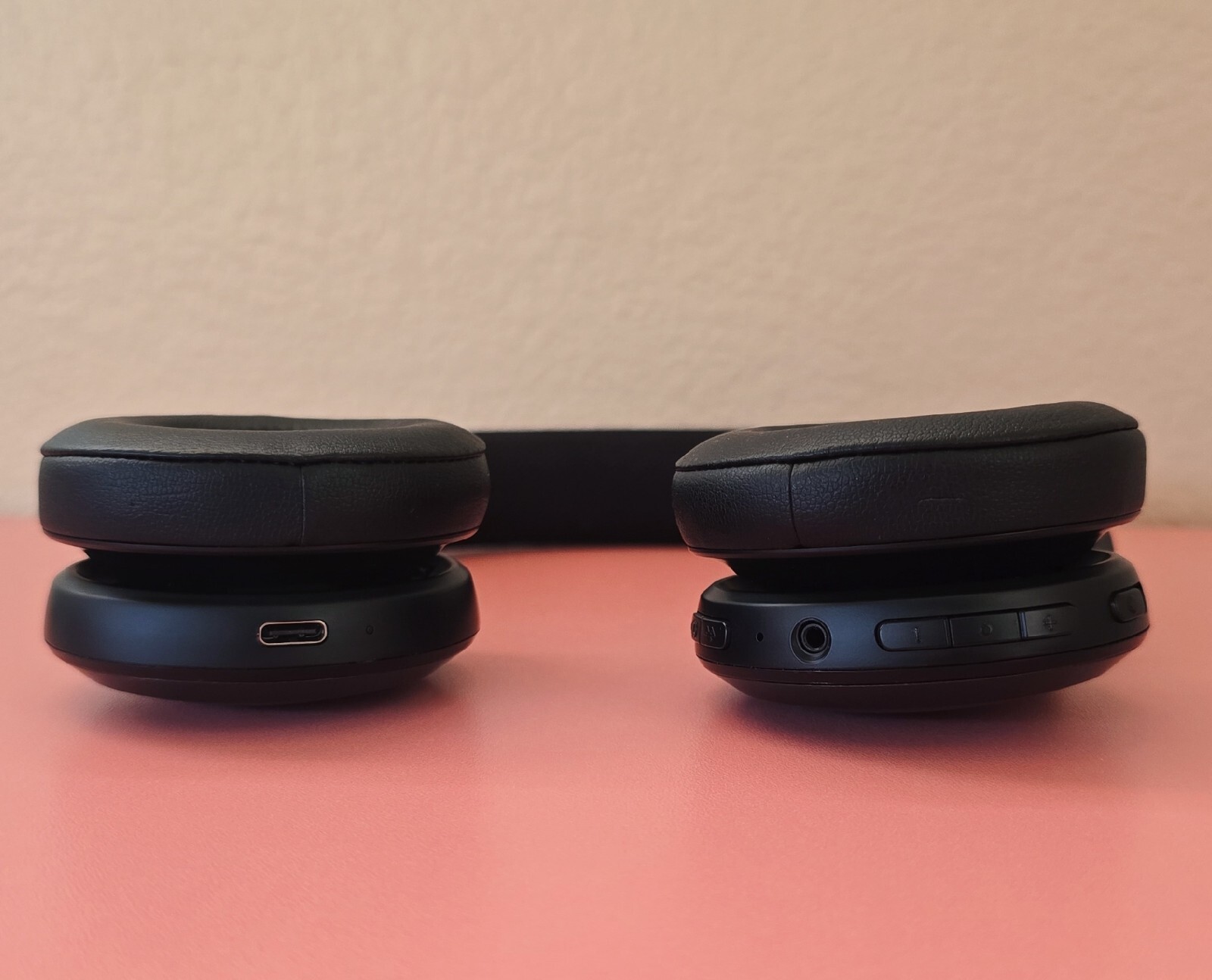 JBL LIVE 460 NC Wireless Bluetooth Headphones On-Ear Black Noise Cancelling