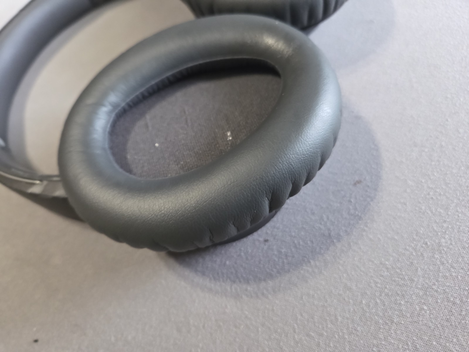 SONY WH-CH700N Wireless Noise Canceling Over-ear Headphones (Gray) – TESTED