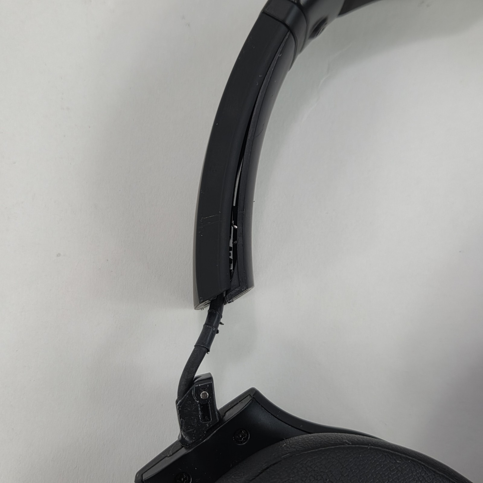 Skullcandy Realtree Apx Crusher Evo Wireless Over-Ear Bluetooth Headphones