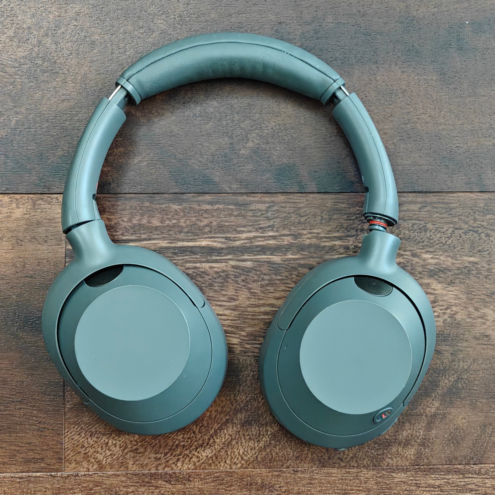 Broken Hinge SONY Ultwear Bluetooth Headphones Model YY2981 Forest Gray w/ Case
