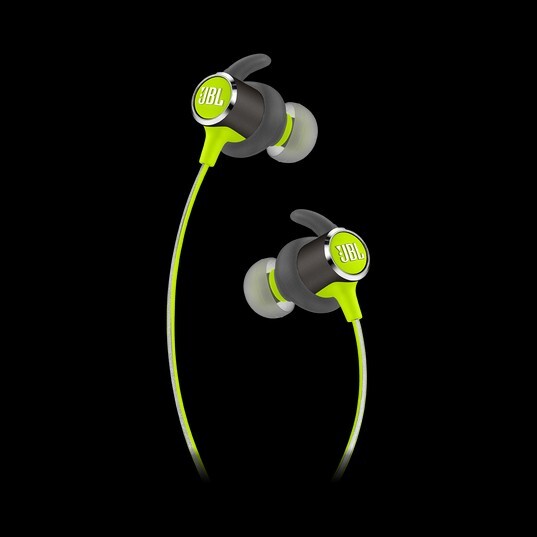 JBL Reflect Mini 2 in Ear Bluetooth Wireless Headphones Green Volt Sport IPX5