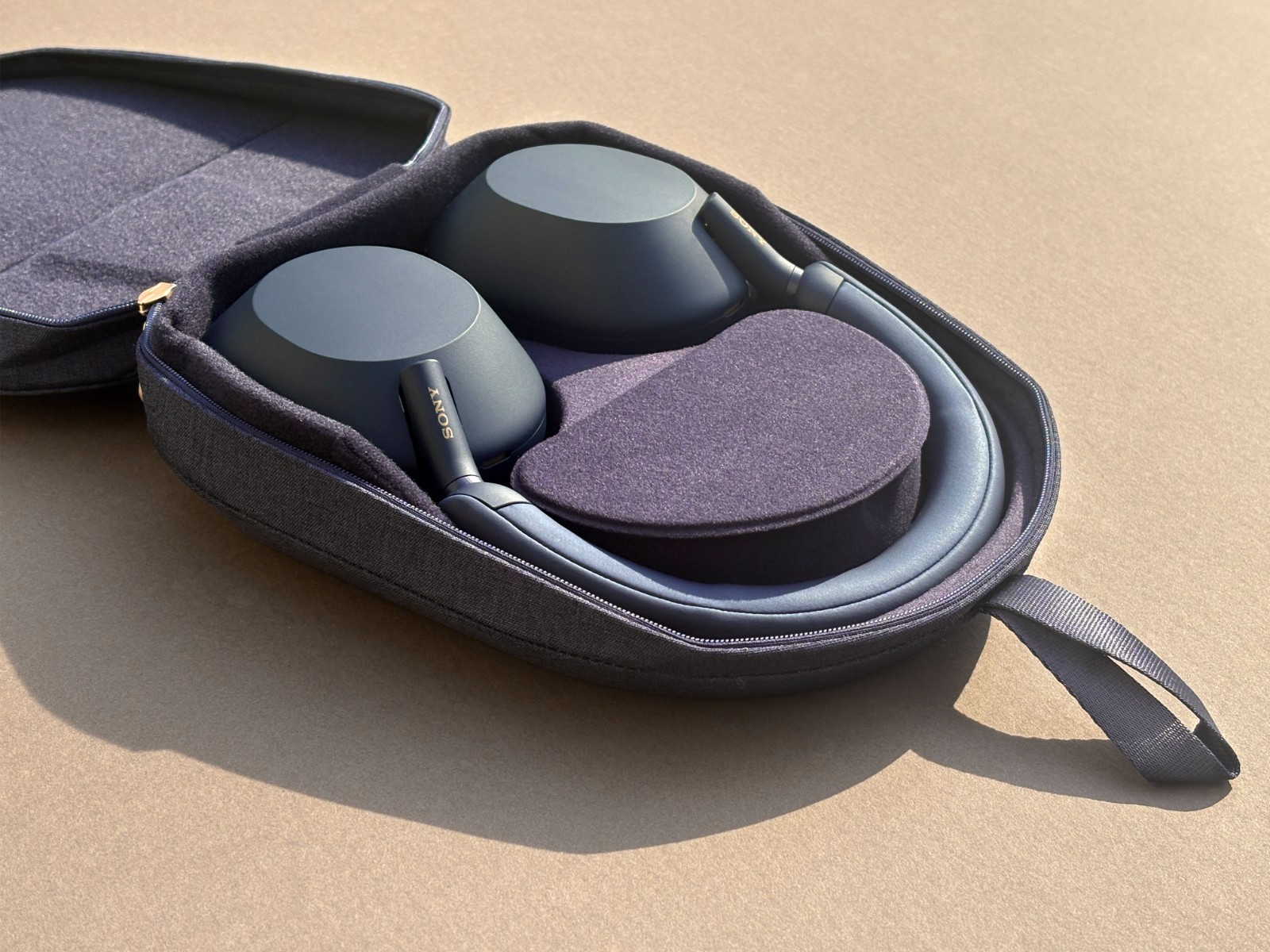 SONY WH-1000XM5 Wireless Noise Canceling Over Ear Headphones /w CASE – BLUE #VG