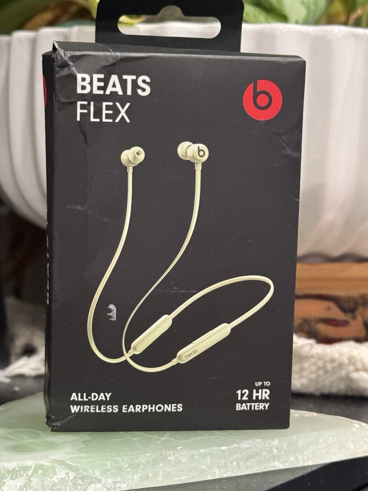 Beats by Dr. Dre Beats Flex Wireless Earphones Headphones Yellow BRAND NEW