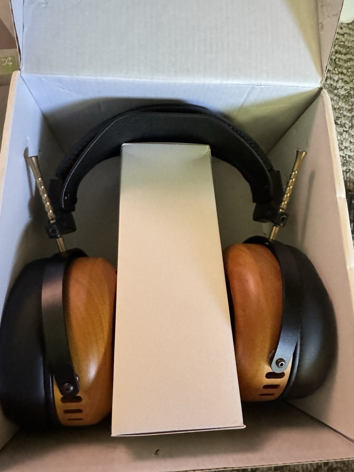 Bao Shi Feng HD1153-03 Over-Ear Open-Back Wooden 53mm 3.5mm Detachable