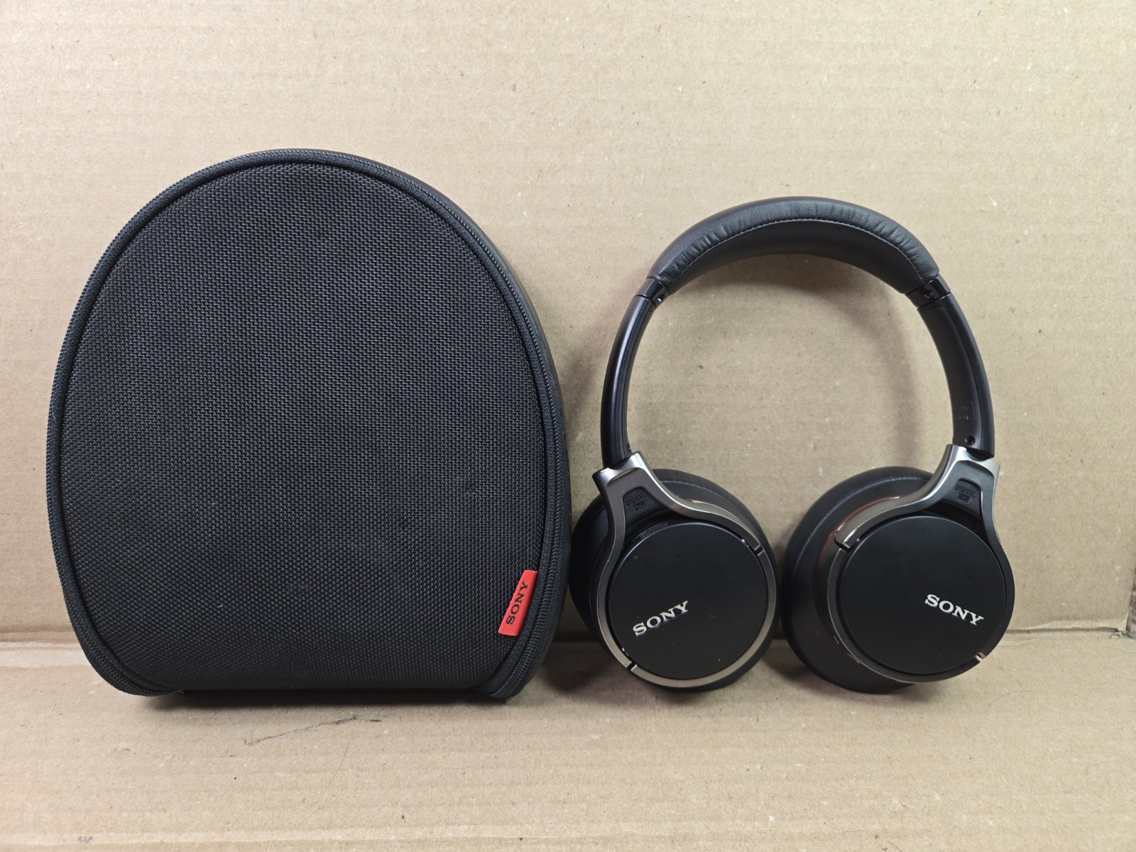 Sony MDR-10RNC Wired Noise Cancelling Over-the-ear Headphones Used Tested
