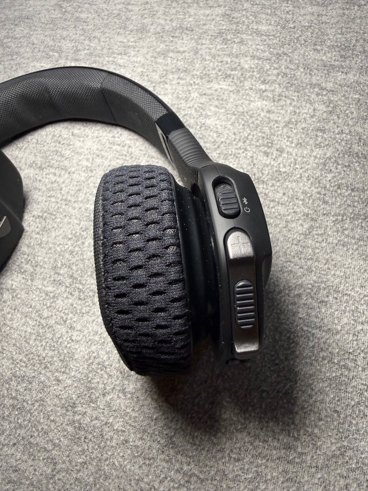 JBL Under Armour Sport Wireless Bluetooth On-Ear Headphones Black w/ Case Tested
