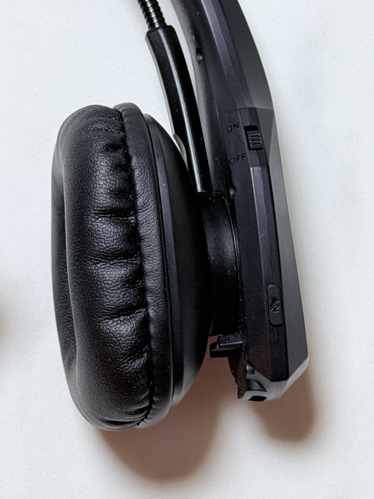 A19 Wireless Headset, Noise Cancelling – Bluetooth, HD Sound/Voice Black