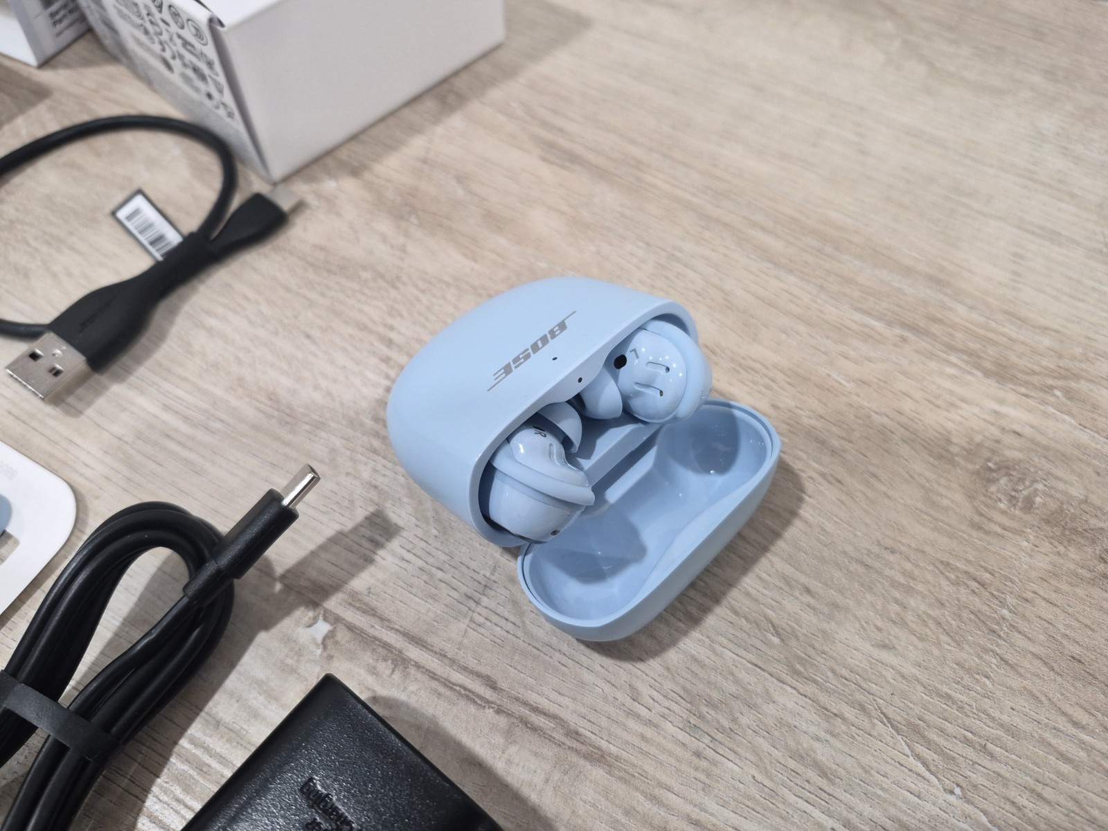 Bose QuietComfort Ultra Wireless Noise Cancelling In-Ear Earbuds Moonstone Blue