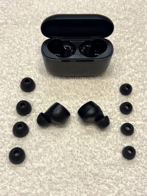 JLab GO Air POP True Wireless In-Ear Headphones Black Excellent Spare Ear Pieces