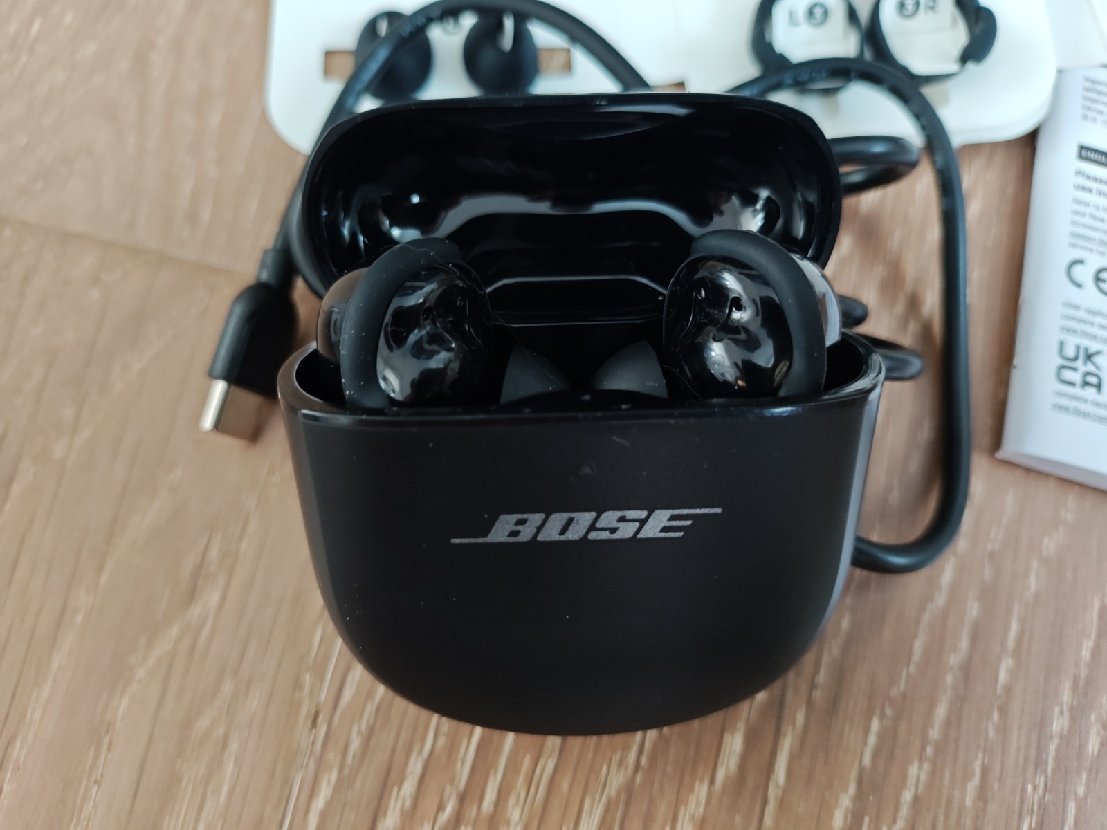 Bose QuietComfort Ultra Earbuds Noise-Cancelling Earbuds Black/Gray, **Tested**