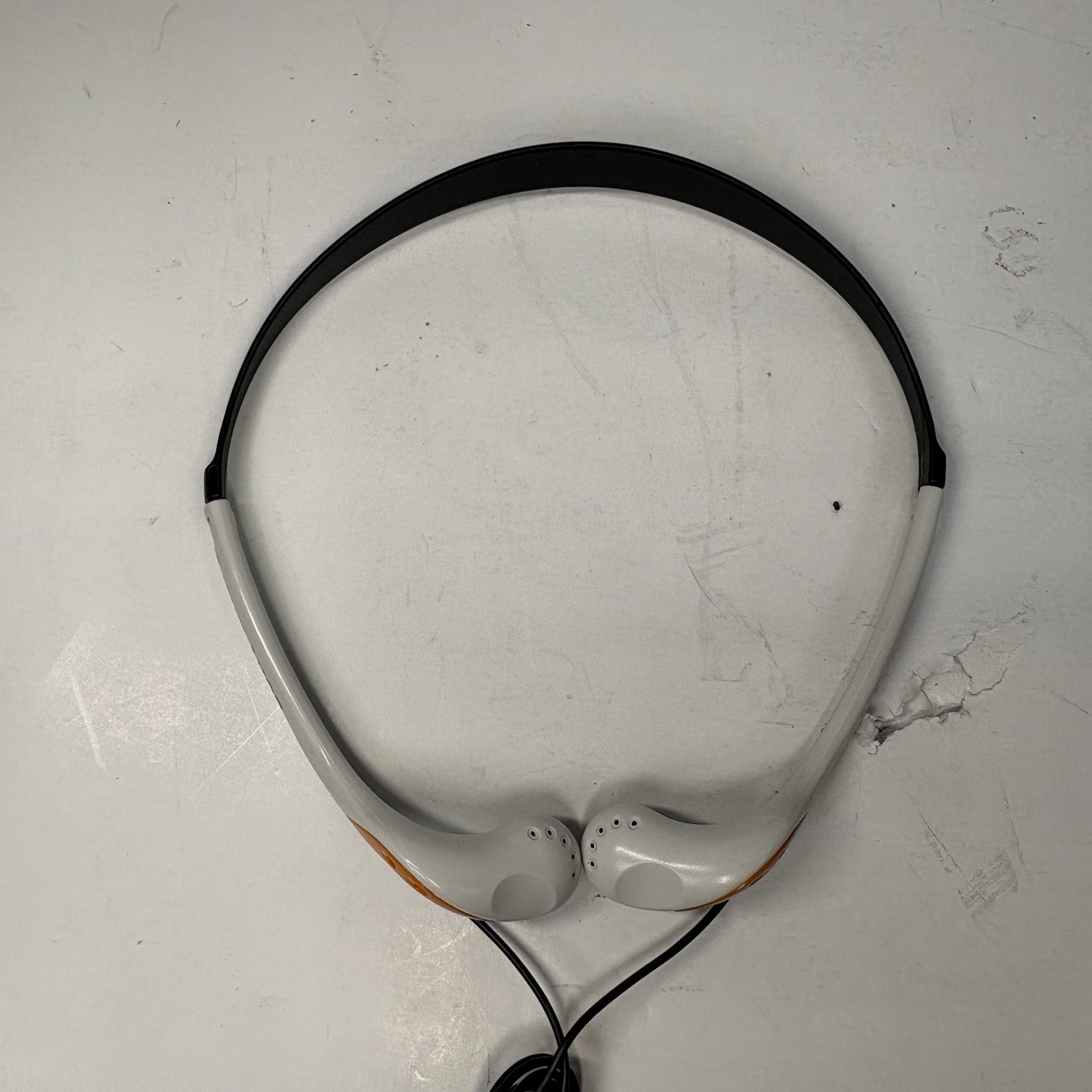 Sony MDR-W014 White Orange 3.5MM Jack In Ear Light Earphones (Tested & Working!)