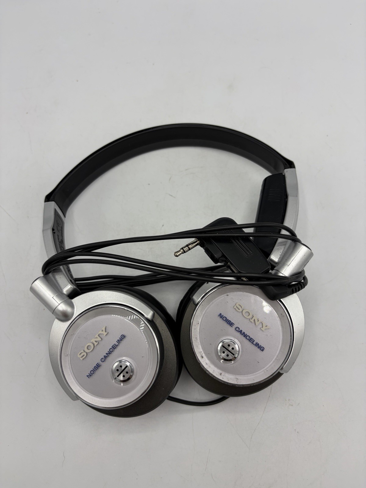 Sony Noise Canceling Headphones MDR-NC6