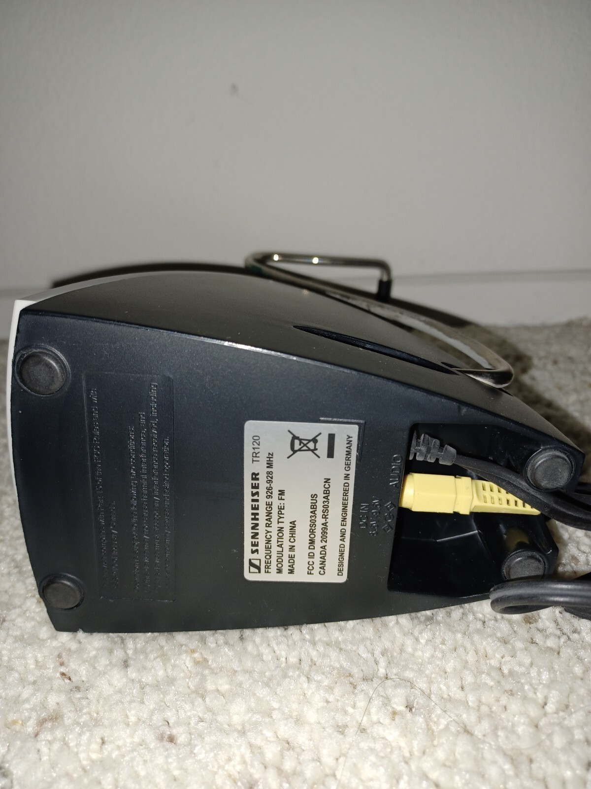 Sennheiser RS 120 On-Ear Wireless Stereo Headphone Headset System