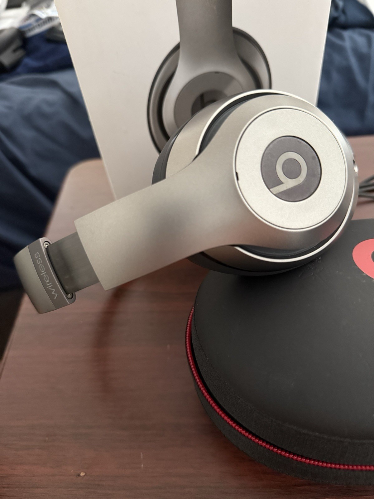 Beats by Dr. Dre Studio Wireless Over the Ear Headphones – Titanium – USED W BOX