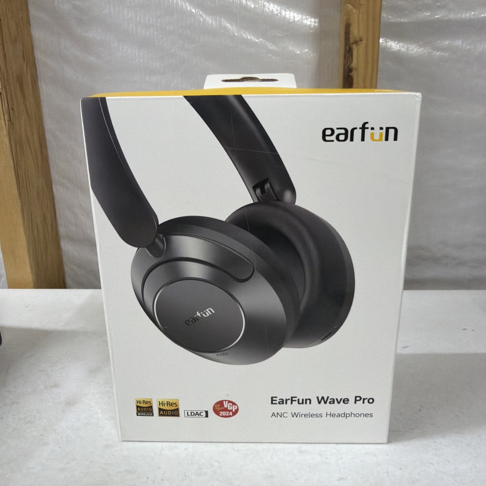 EarFun Wave Pro Active Noise Canceling Headphones Wireless Over Ear Black Hi-Res