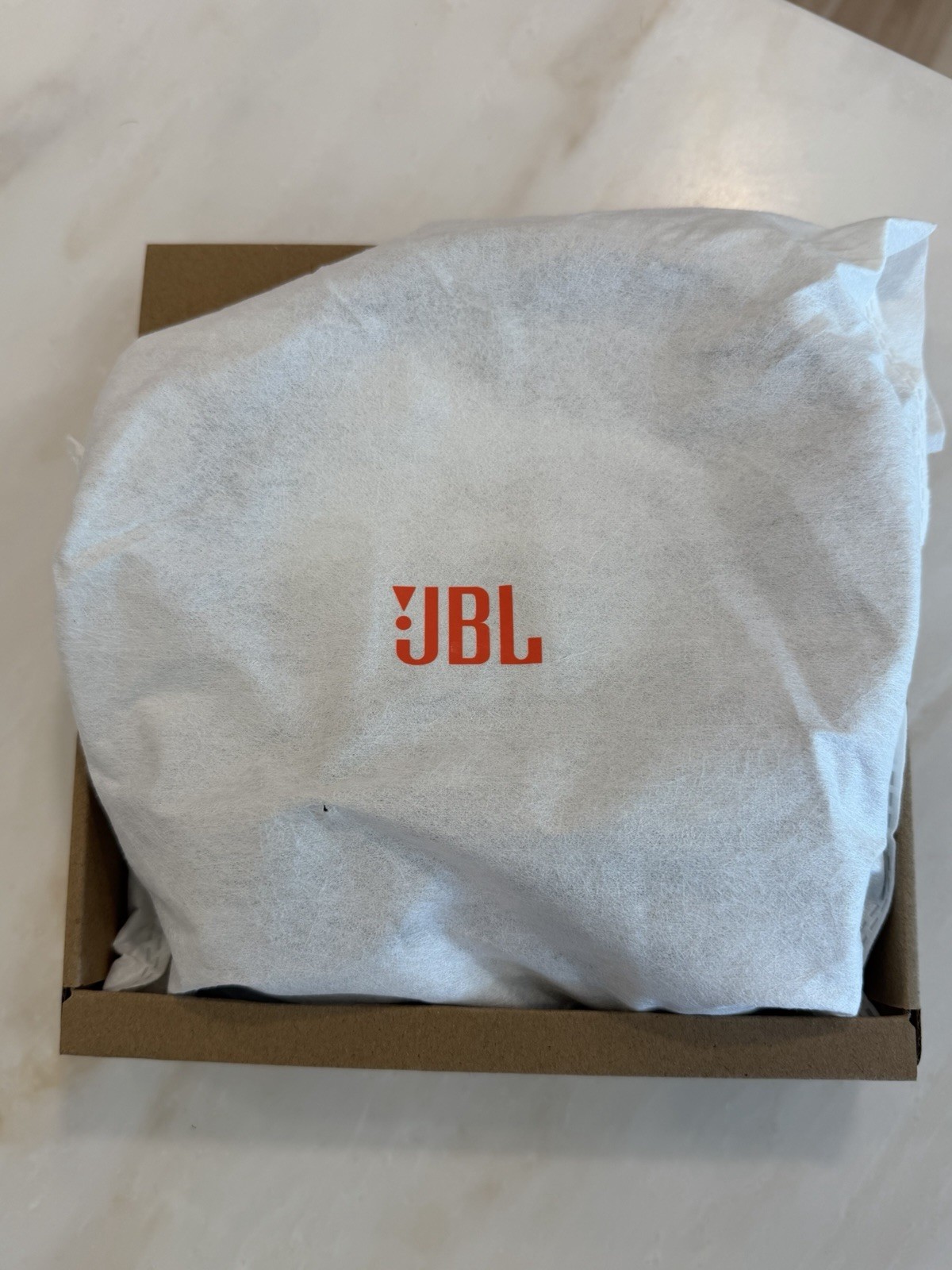 JBL Tune 720BT Black Wireless Headphones Model: JBLT720BTBLKAM – New Open Box
