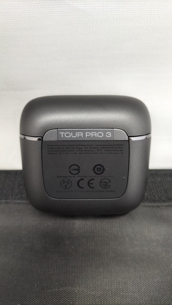 JBL Tour Pro 3 BT Earphones with Accessories