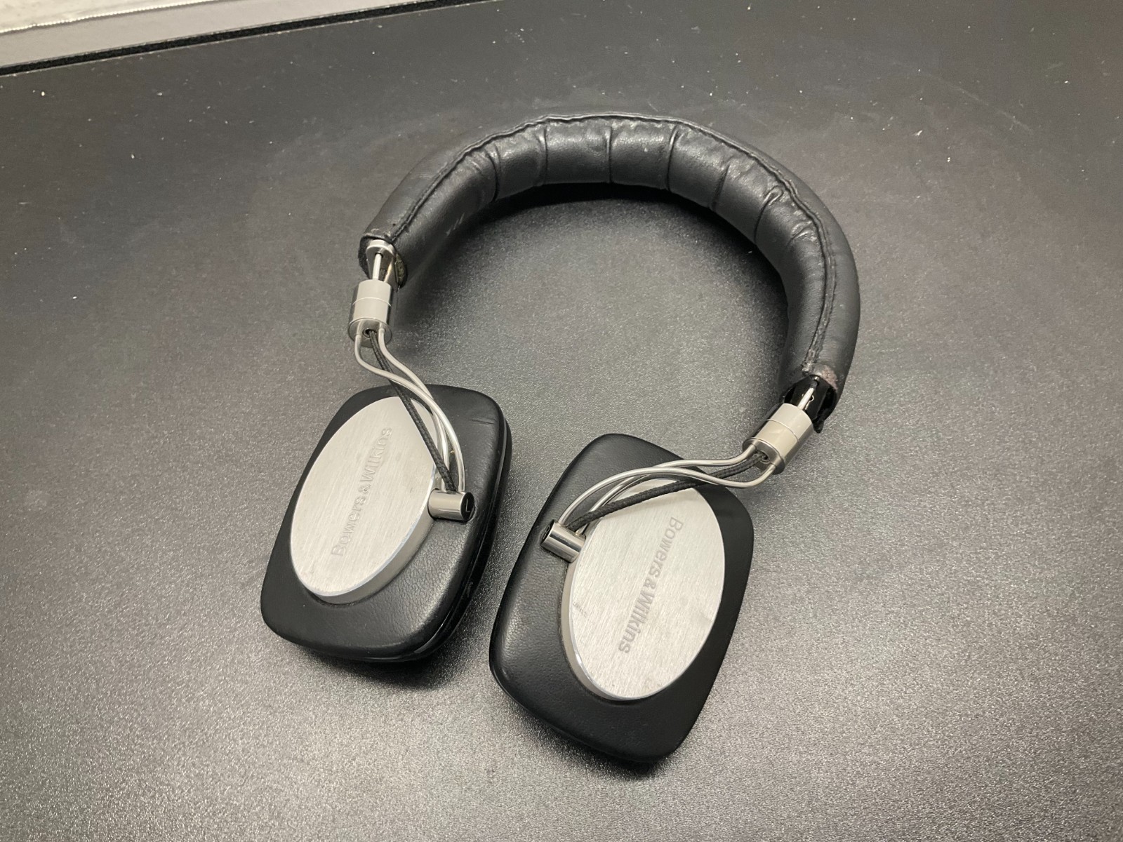 Bowers & Wilkins Black P5 On-Ear Wired Headphones