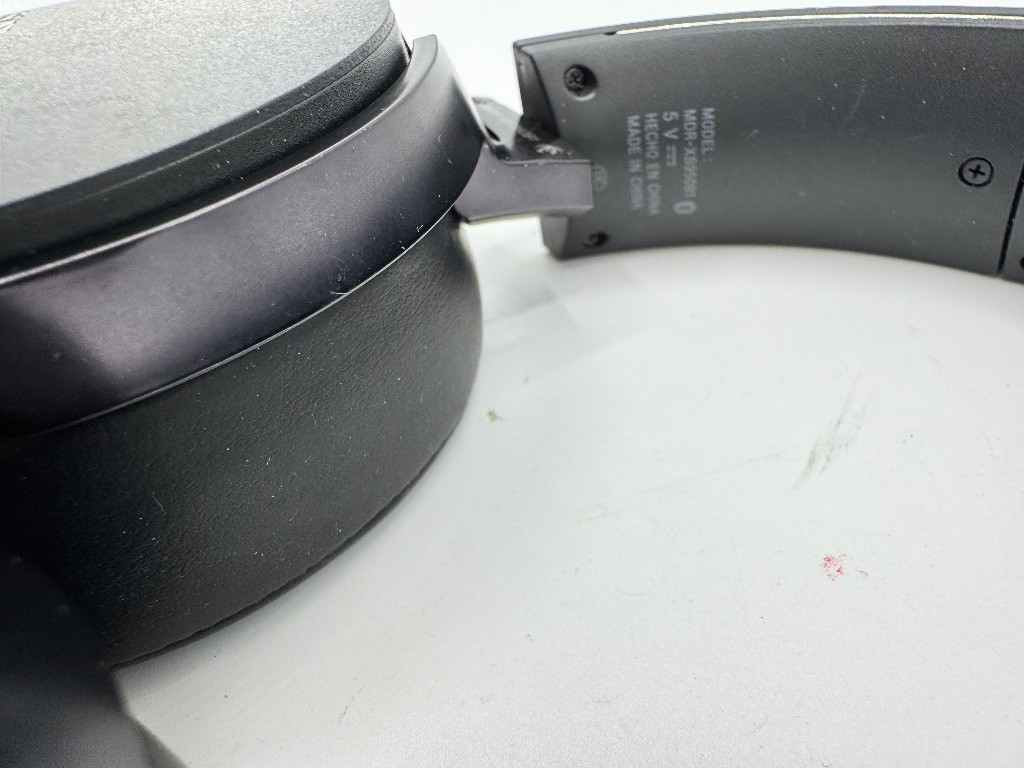 Sony MDR-XB950B1 Extra Bass Wireless Bluetooth Over-Ear Headphones Black