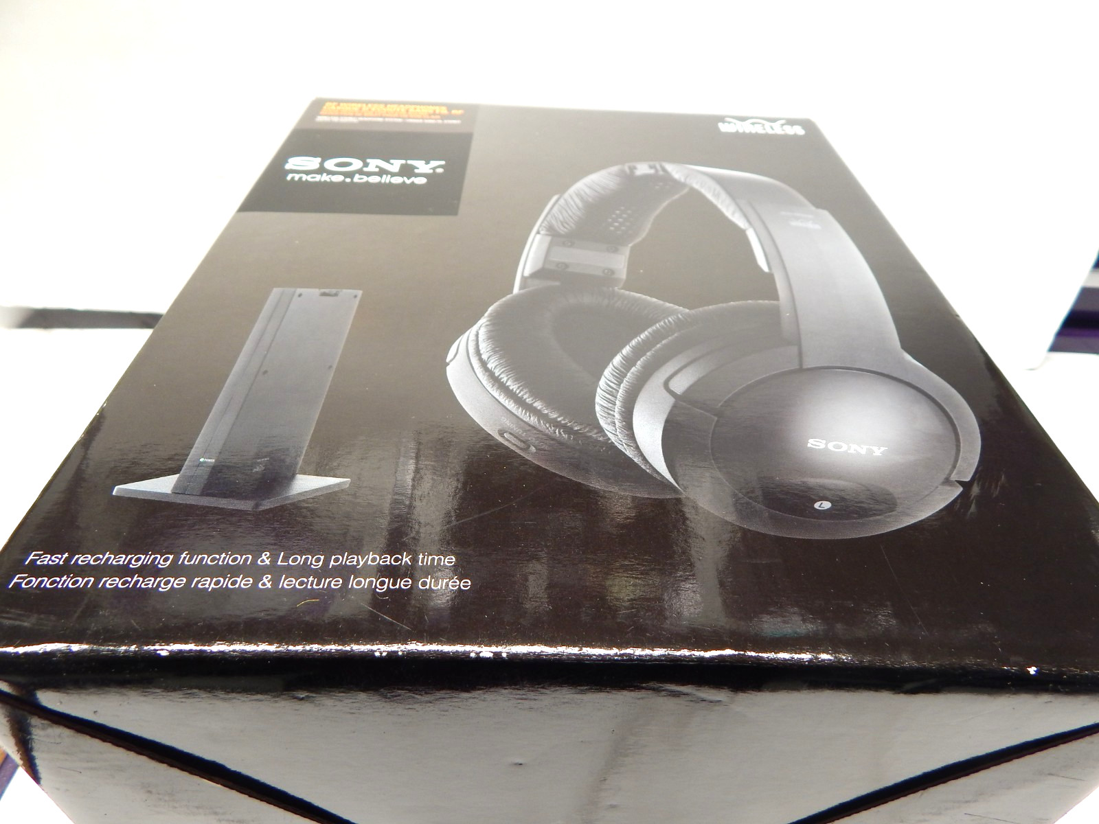 Sony MDR-RF985RK Wireless RF Headphones System with Base Open Box