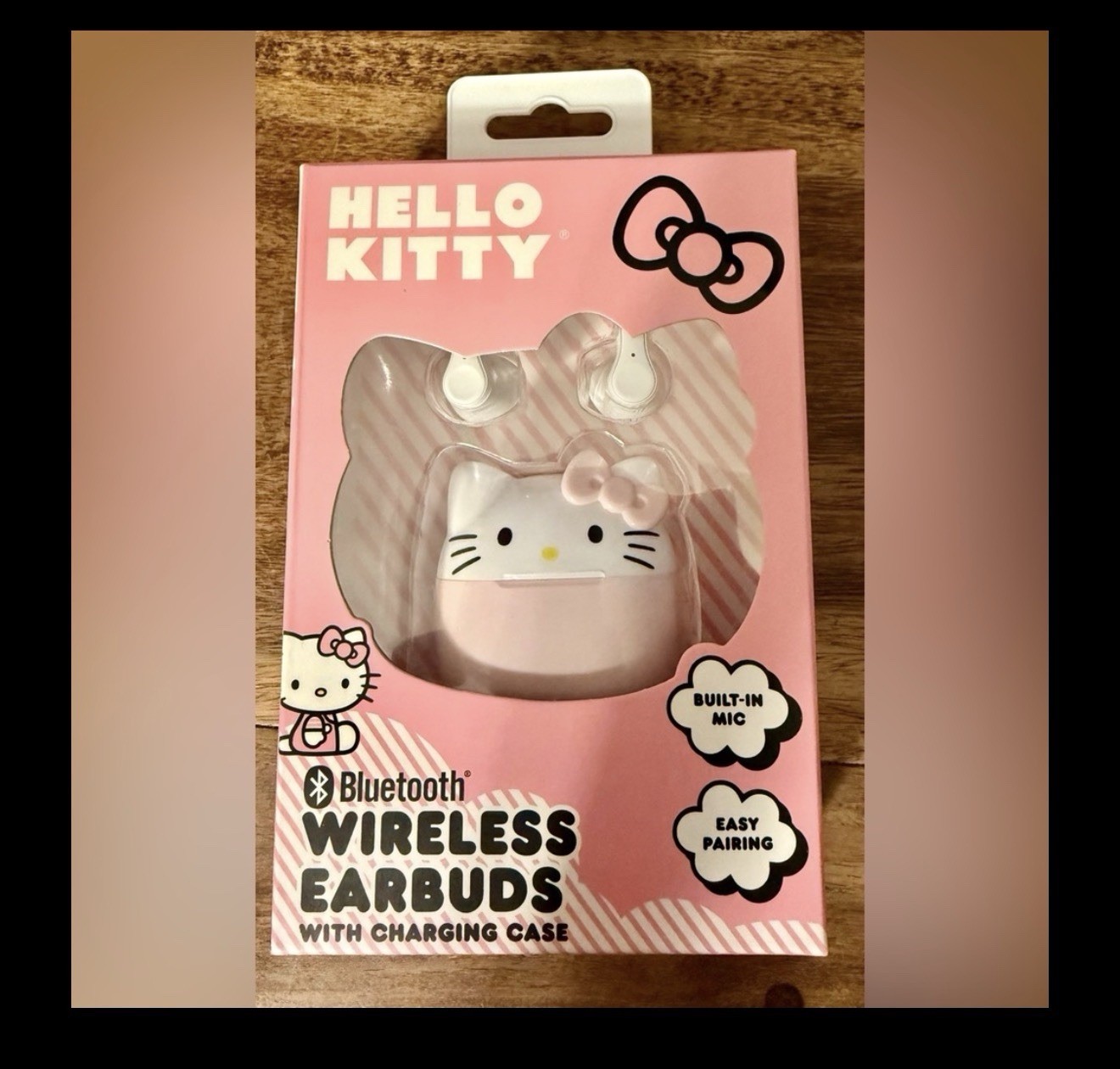 New in Box, Hello Kitty Sanrio Pink Bluetooth Wireless Earbuds w/ Charging Cable