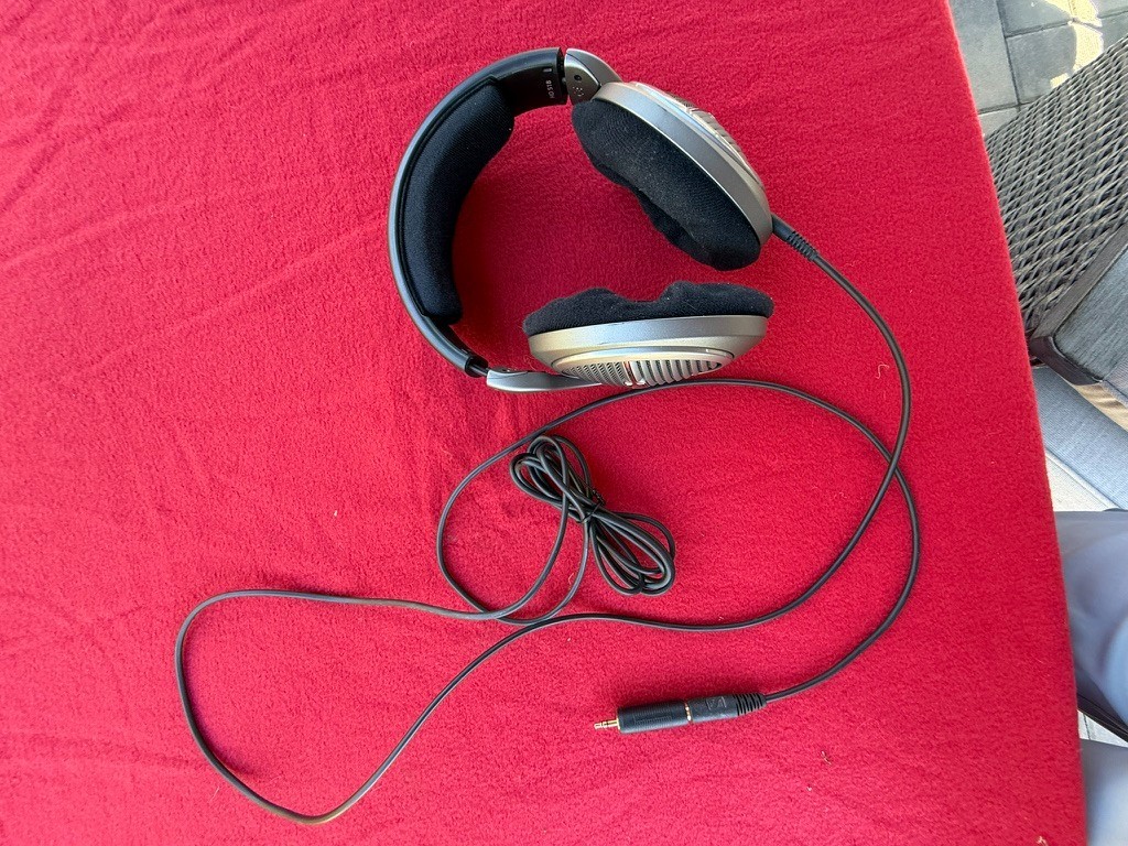 Sennheiser HD 518 Headphones