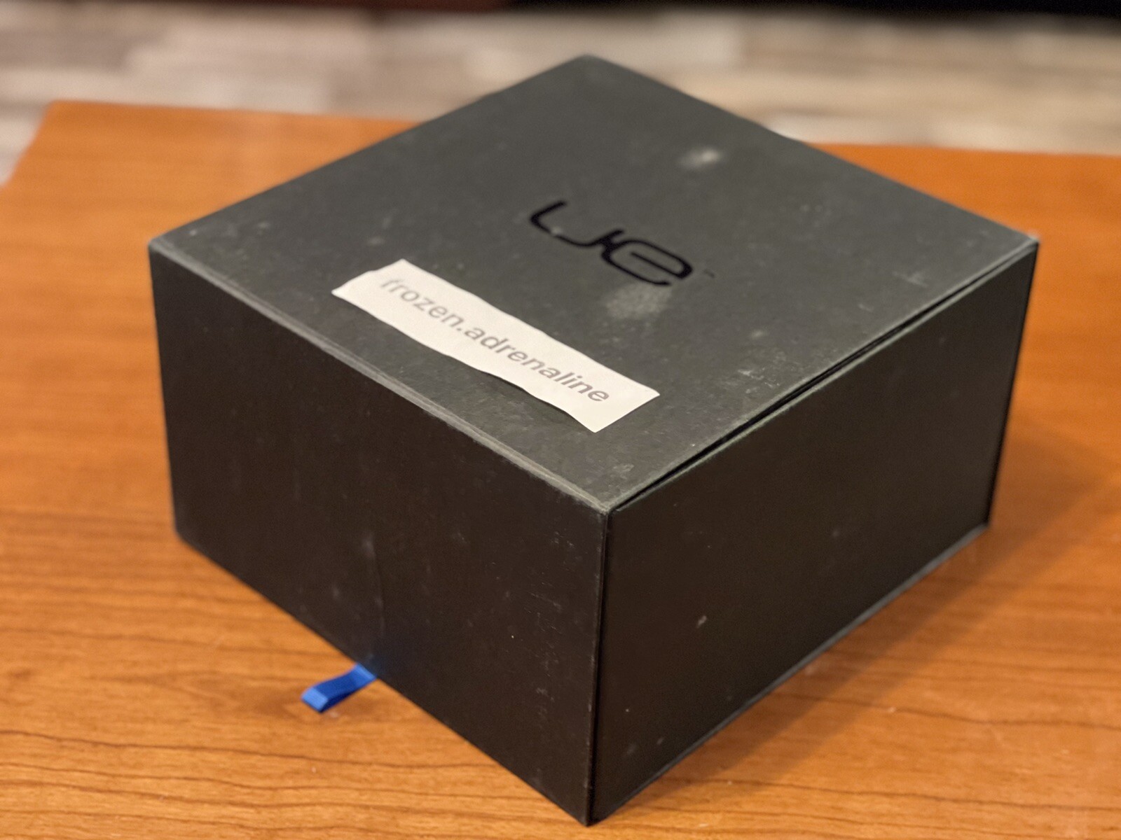 READ: Logitech UE Ultimate Ears 9000 OEM REPLACEMENT BOX – FAST SHIPPING ✈️