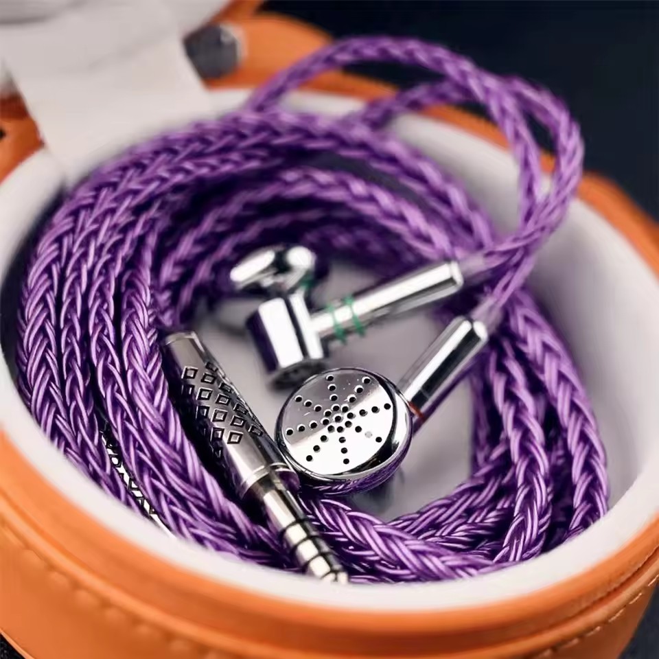 QIGOM HAOTIAN Flagship HIFI High Resolution Detachable Earbuds Earphones