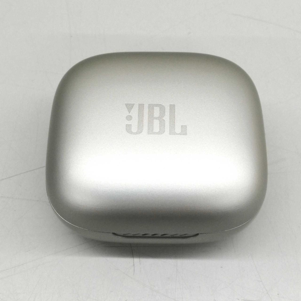 JBL Wireless Earbuds Live Free 2 tws Used