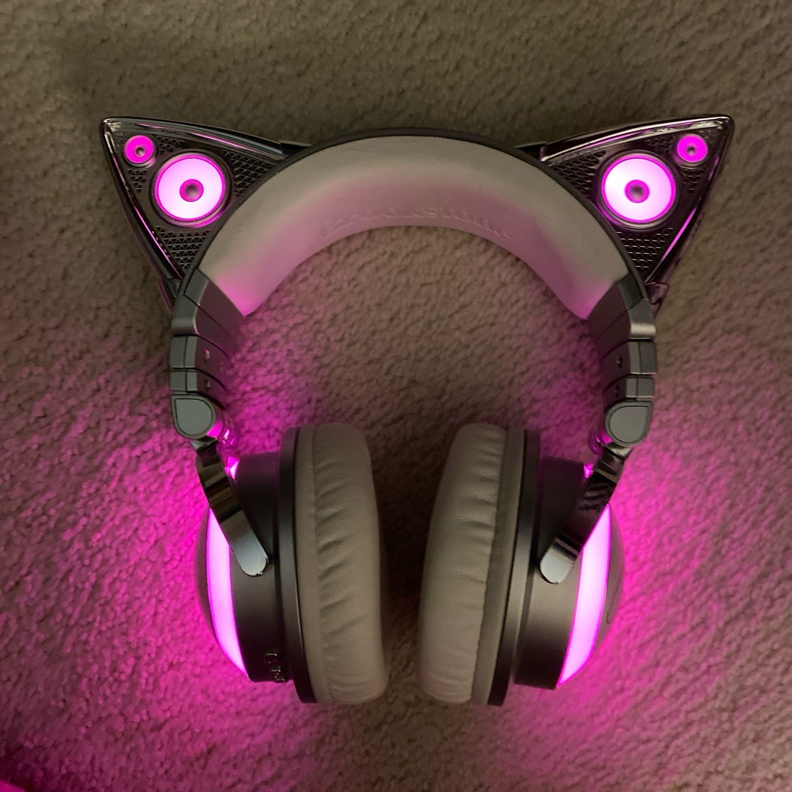 Limited Edition Ariana Grande Headphones LED Lights Multicolor with speaker
