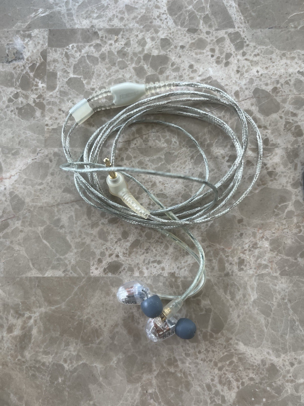 Shure SE535 PRO Professional Sound Isolating Earphones & RMCE-BT2 Bluetooth 5.0