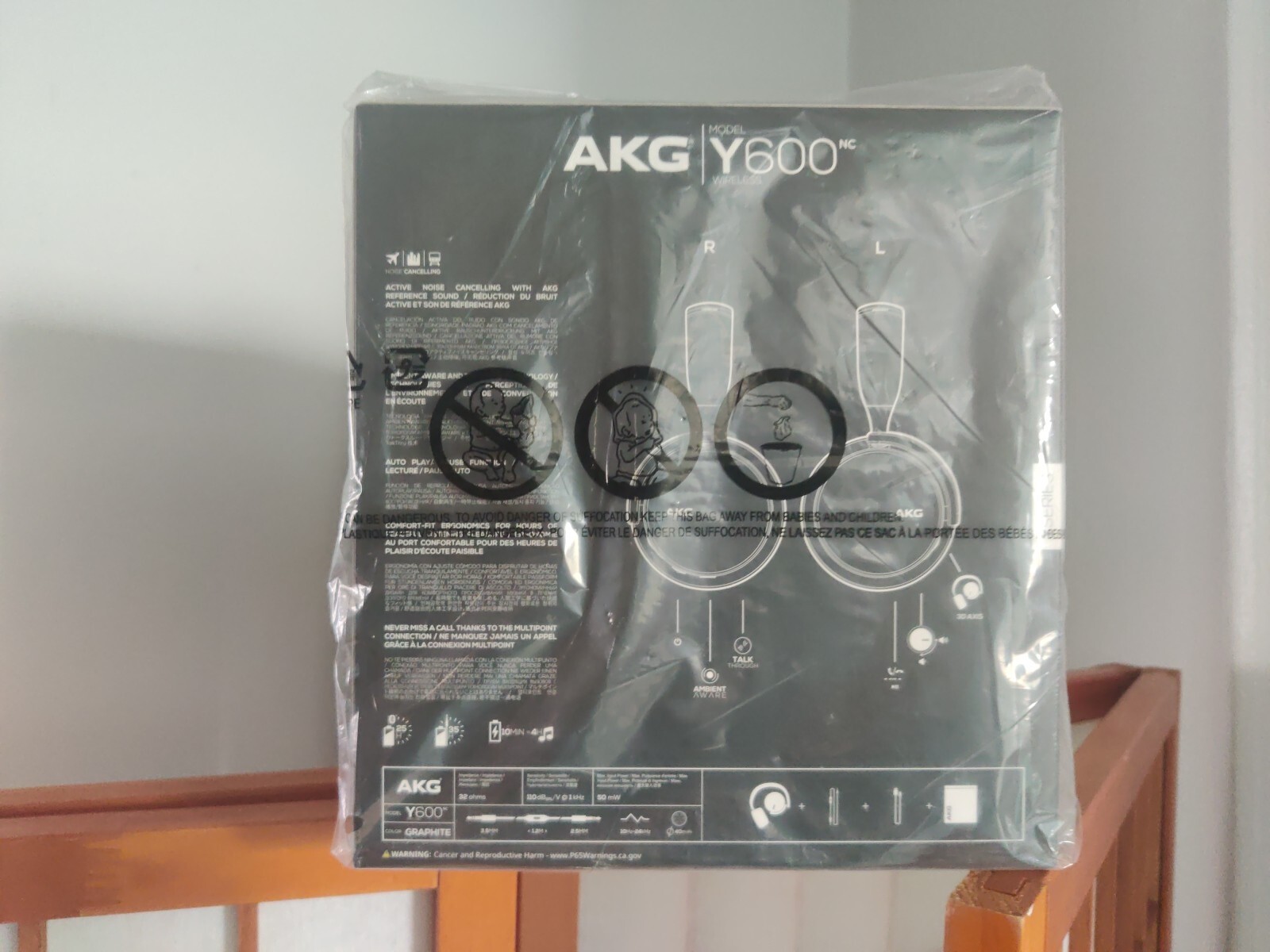 Samsung AKG Y600NC Noise Cancelling Bluetooth Headphones – Graphite Black