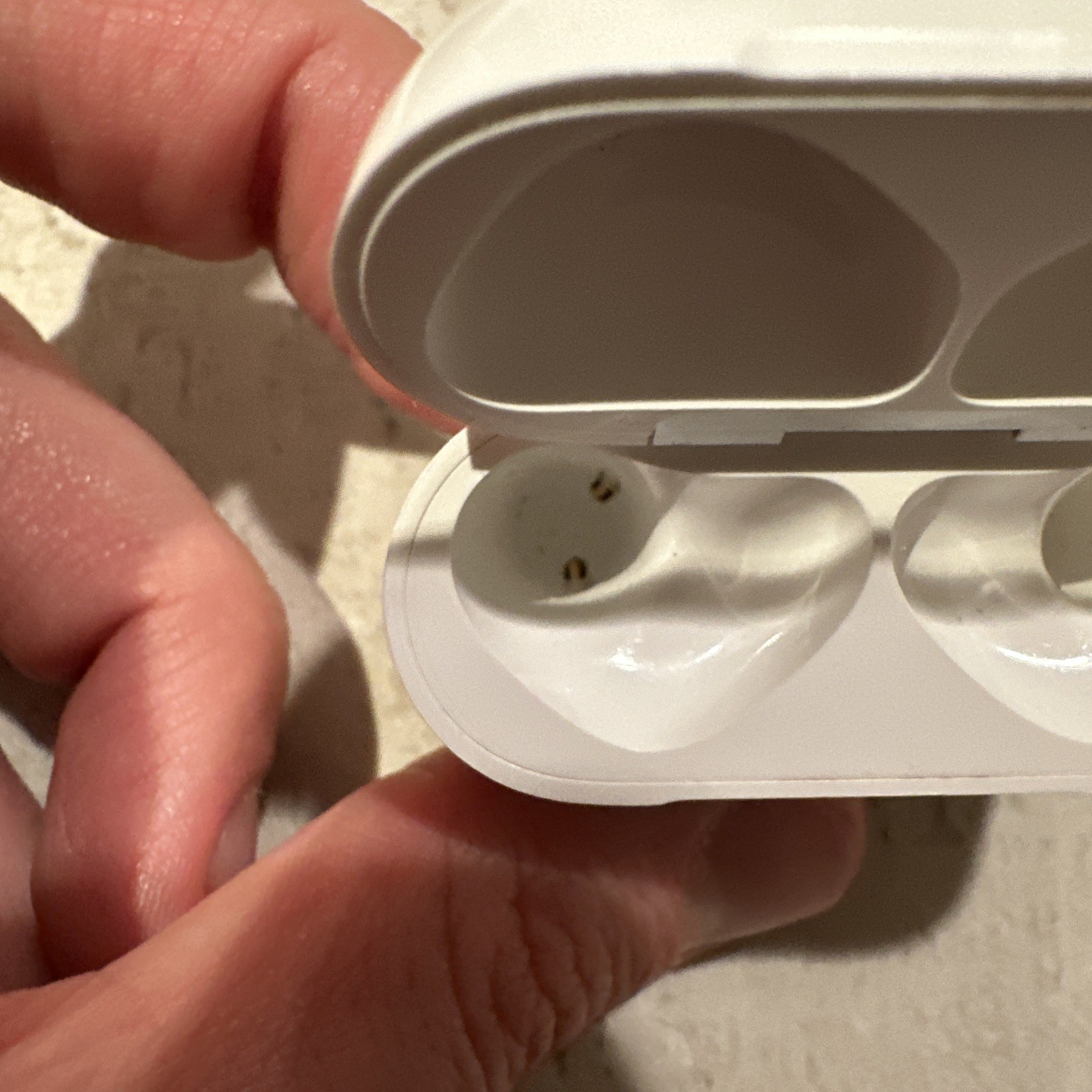 Apple AirPods 4 Model MXP63LL/A – White – Excellent Condition – 4th Gen