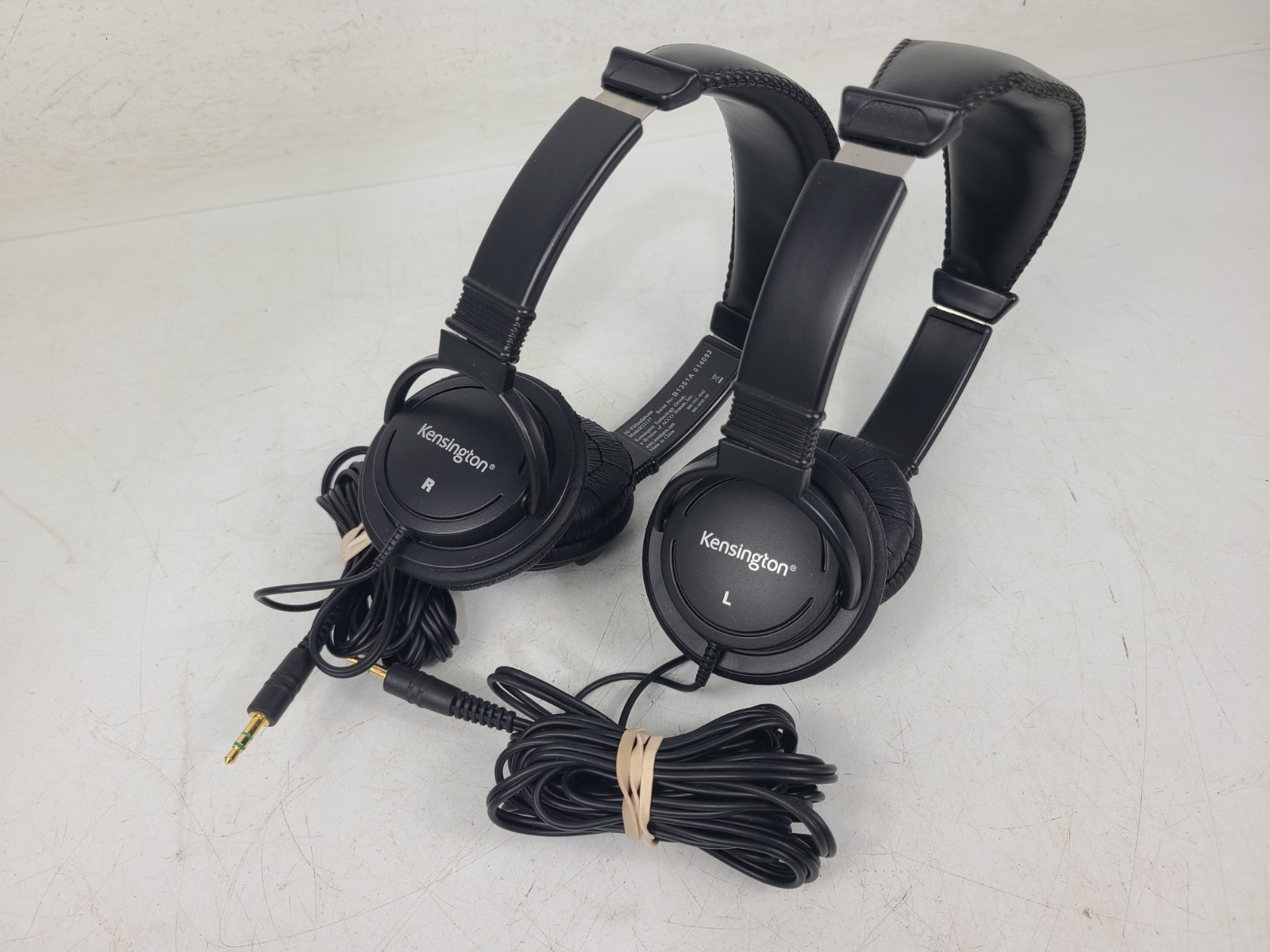 Kensington Headphones 3.5mm Headset K33137 Lot Of 2 (TESTED)