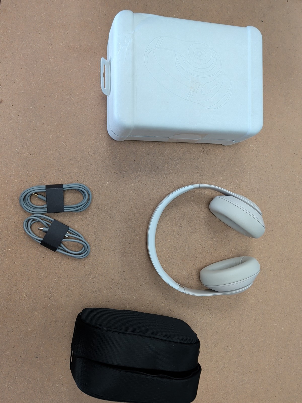 Beats by Dr. Dre Studio Pro Over-the-Ear Wireless Headphones – Sandstone…
