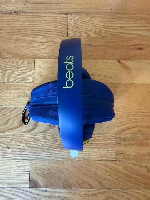 Beats Solo3 Wireless Club Navy Headphones Case Cables Never Used