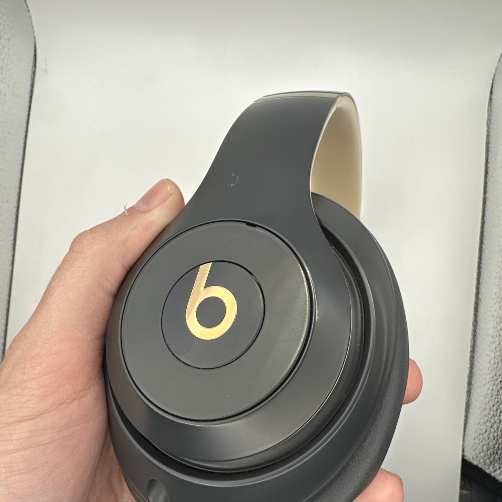 Beats by Dr. Dre Studio3 Bluetooth On Ear Wireless Headphones – Shadow Gray