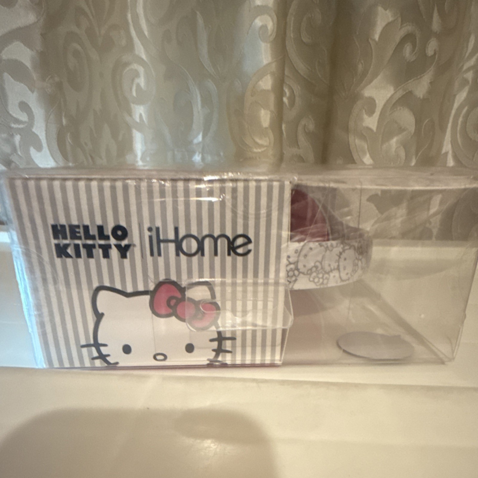 Hello Kitty iHome Bluetooth Wireless Headphones White Red