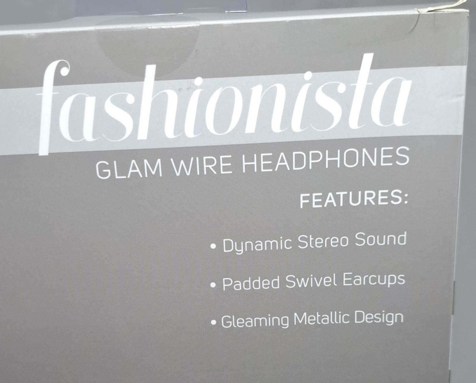 Fashion Headphones Fashionista Glam Wire Adjustable Warddrobe Party Music NEW