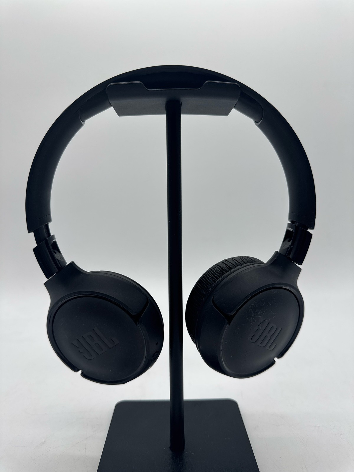JBL Tune 520BT Wireless On-Ear Headphones Bluetooth – Black