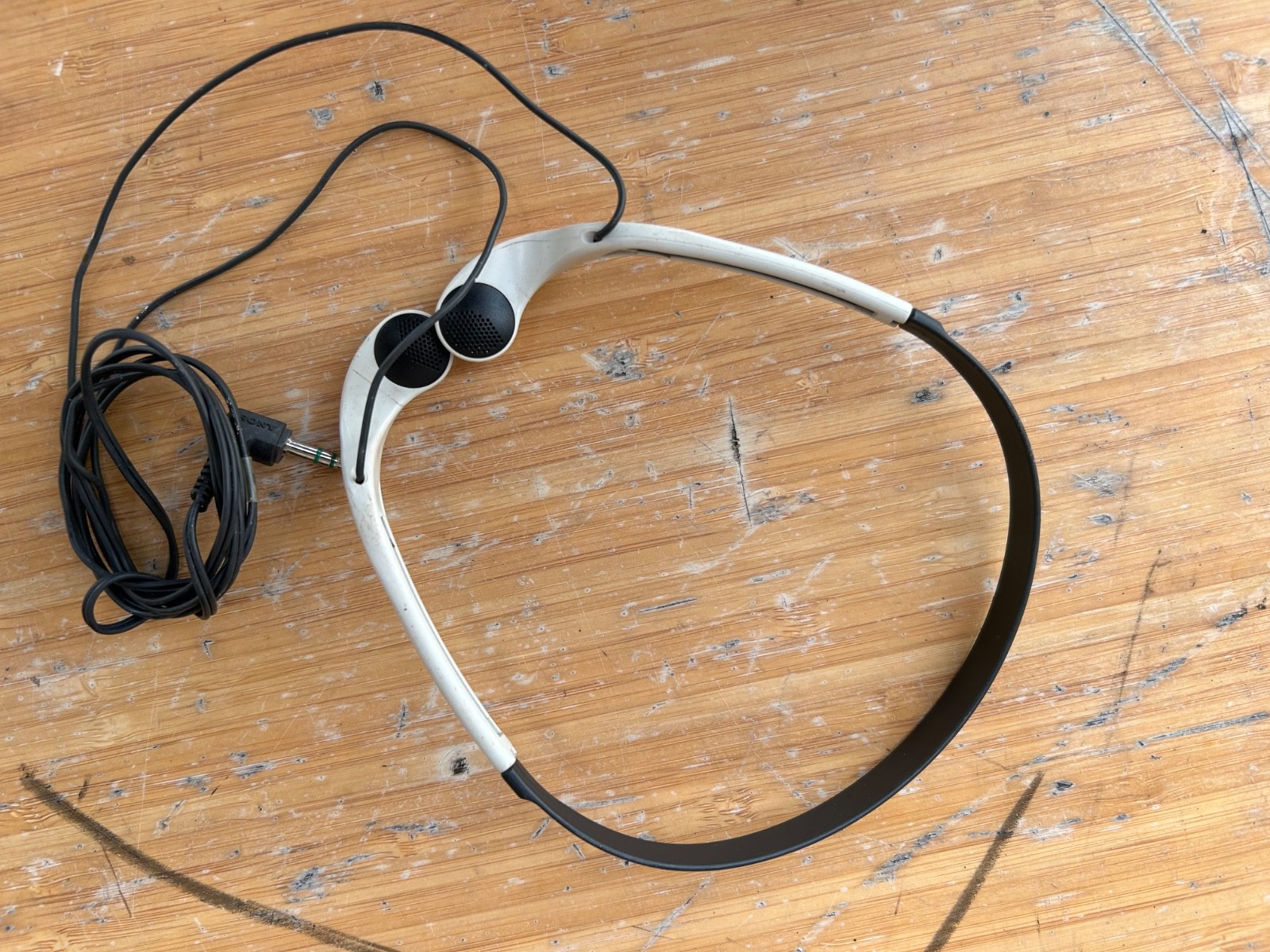 Sony MDR-W014 in-Ear Headphones White Orange Vintage Sports Walkman Vintage