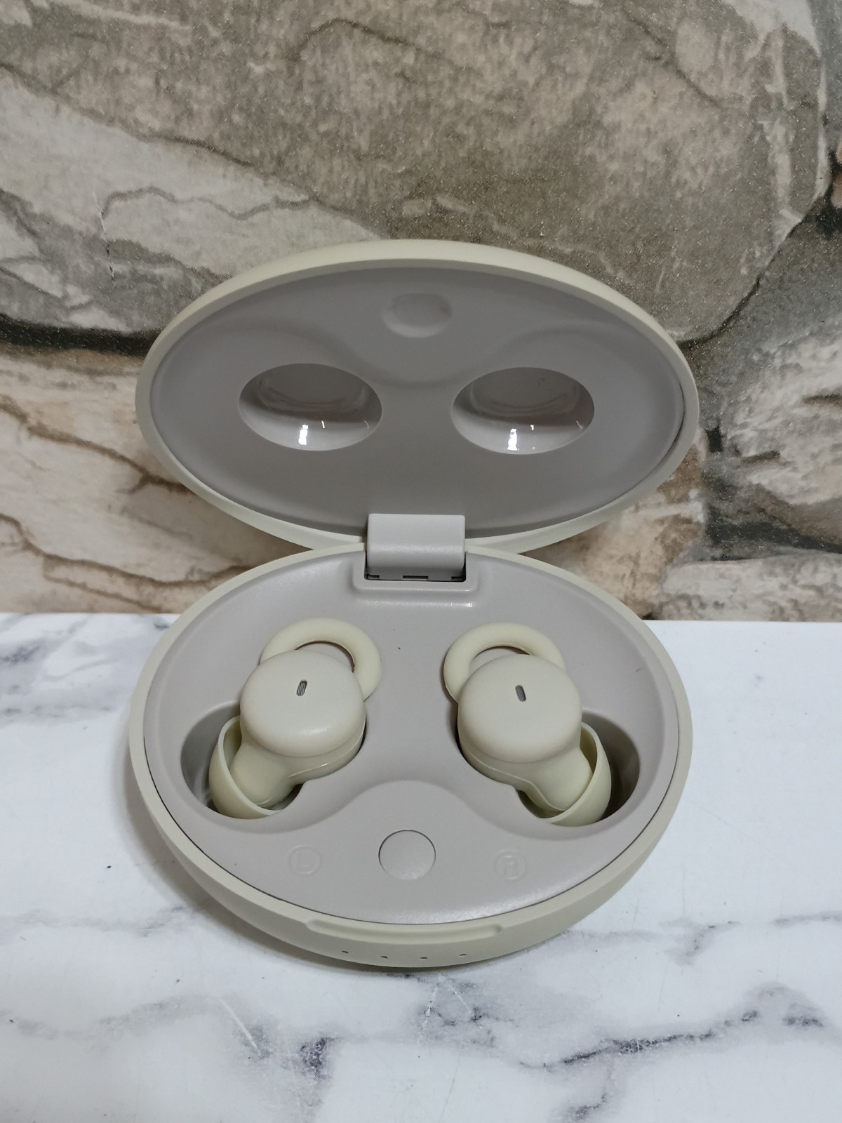 Smallest Invisible Sleep Earbuds, Comfortable Noise Blocking Wireless Headphones