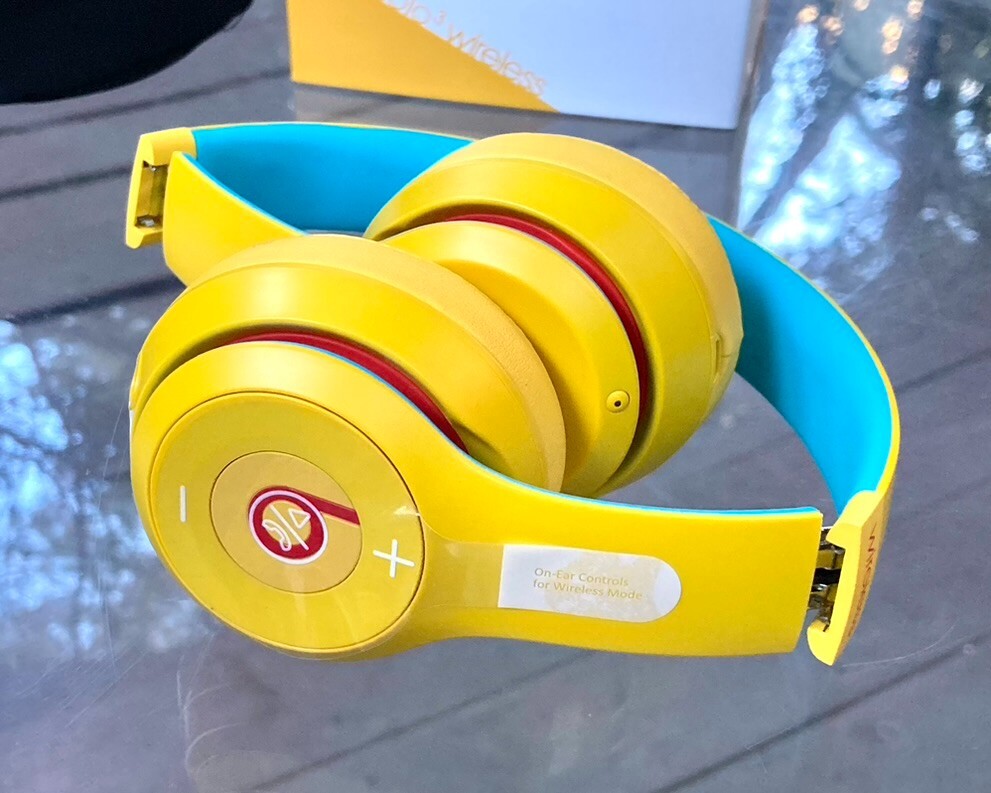 Beats Solo3 Wireless Bluetooth Club Collection Headphones Beats by Dre – Yellow