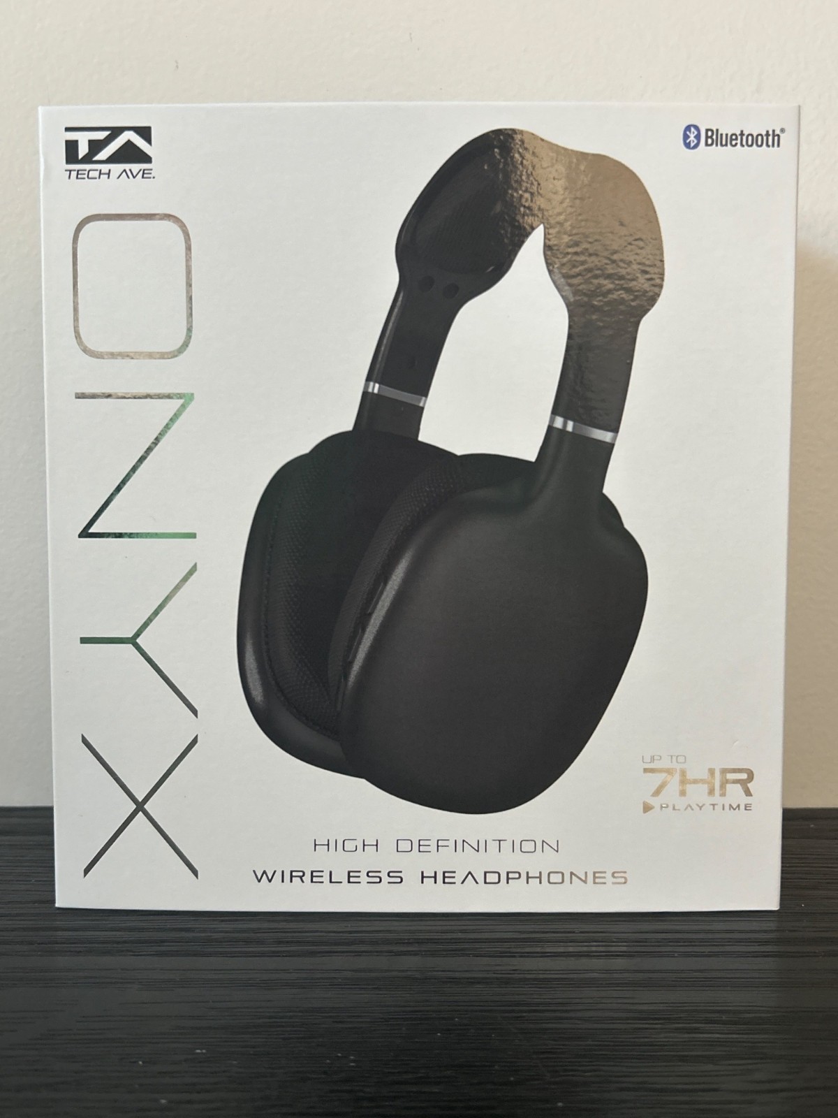 NIB Tech Ave Onyx High-Definition Wireless Headphones Bluetooth Noise Isolation