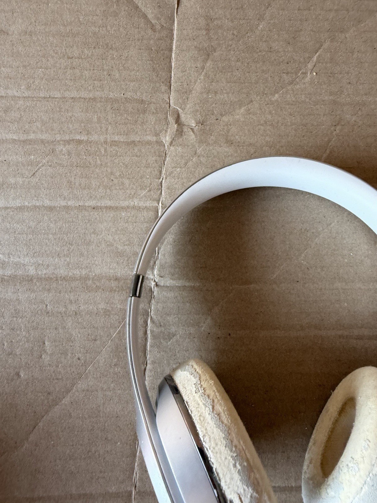 Beats by Dr. Dre Solo3 Wireless Bluetooth On-Ear White Silver 3.5mm AUX Untested