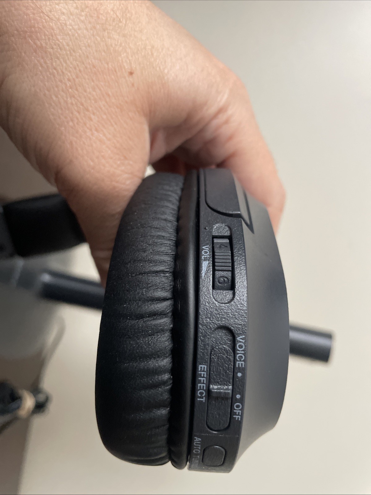 Sony RF Wireless Noise Reducing Headphones WHRF400+Stereo Transmitter TMR-RF400