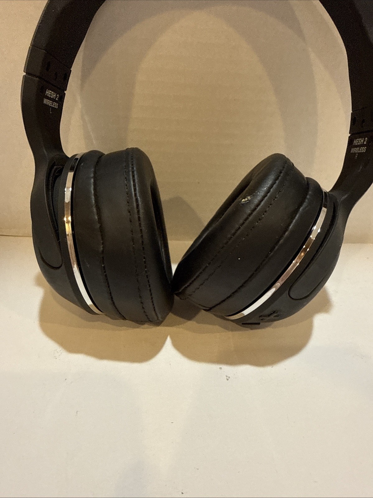 Skullcandy Hesh 2 Unleashed Wireless Over the Ear Headphones WORKS!