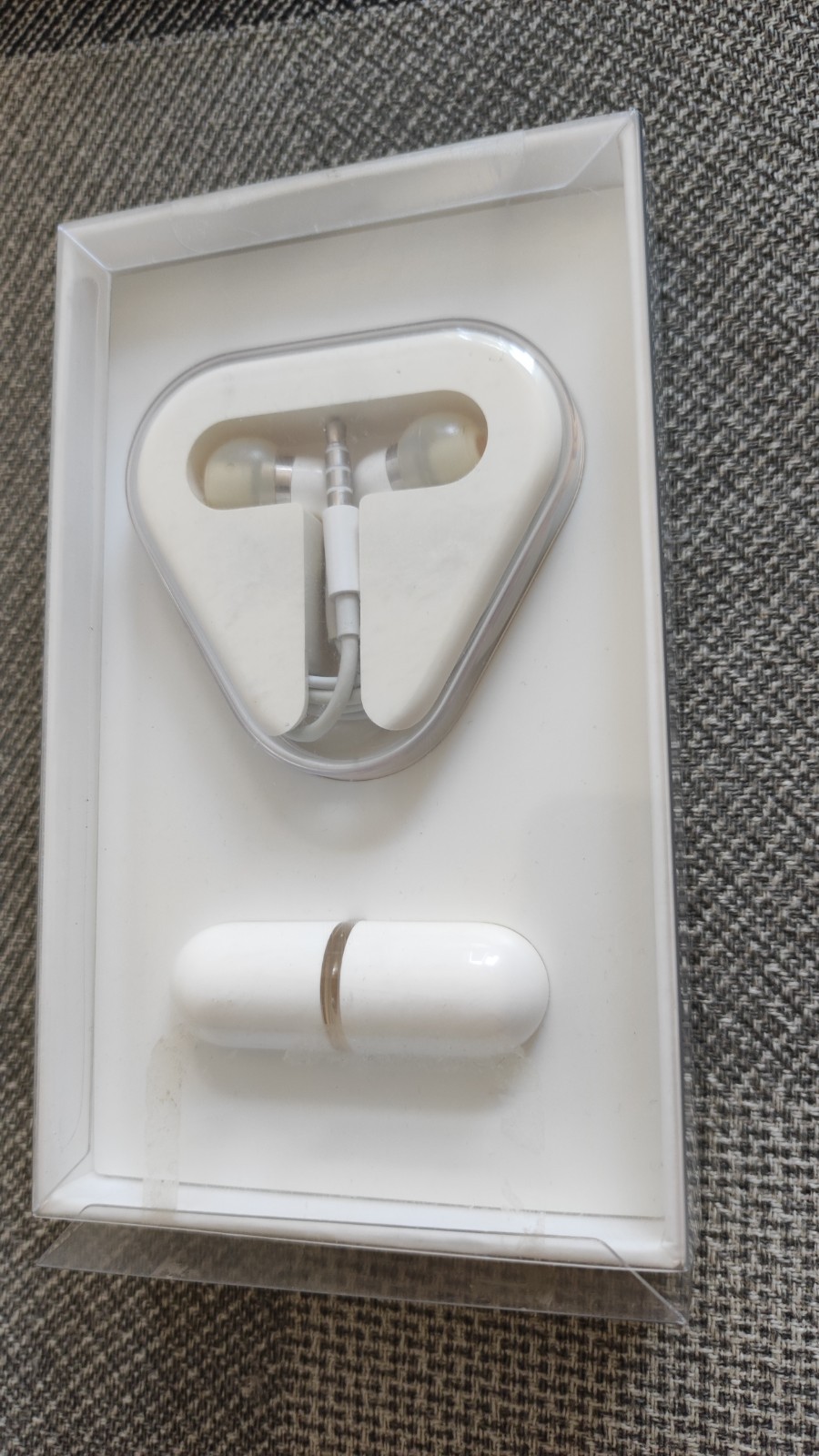 Apple In-Ear Headphones Remote Mic MA850G/B – Vintage Vg CIB Open Box NEW