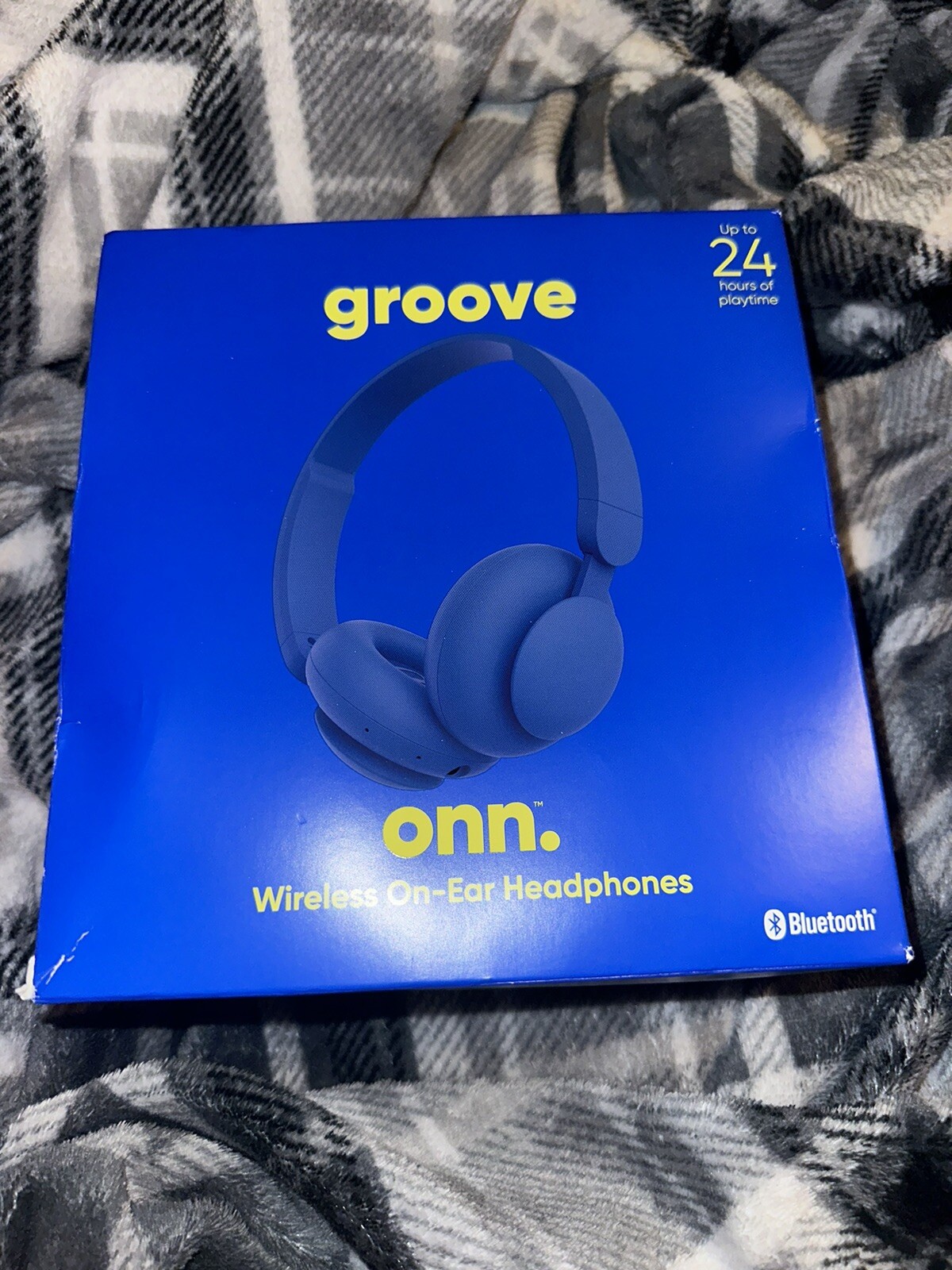 Groove Onn Wireless On-Ear Headphones 24 HOURS OF PLAYTIME Brand new B1-1