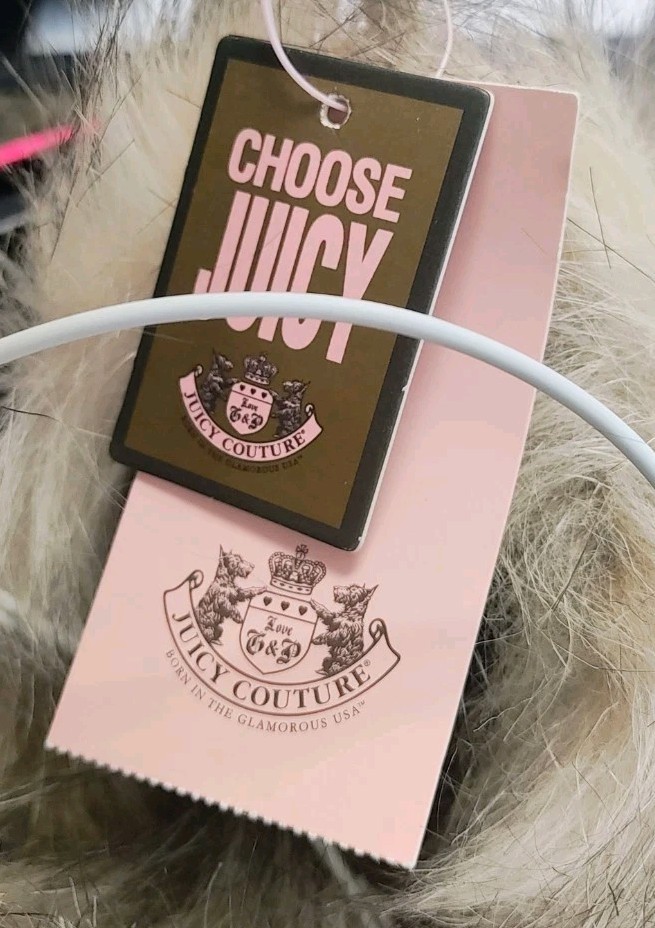 Juicy Couture Earmuff Headphones Faux Fur NWT Wired Y2K Pink Box Gift